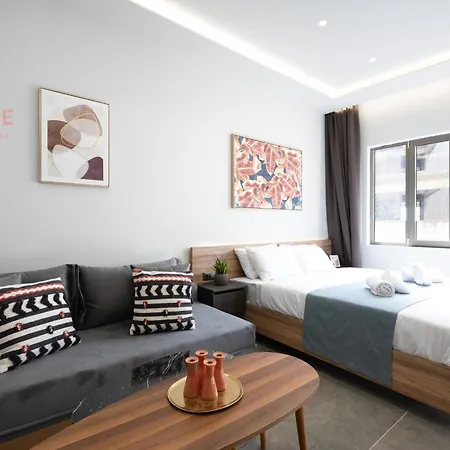 Pantheon, Nilie Hospitality Mgmt Apartment