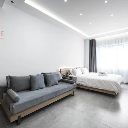 Pantheon, Nilie Hospitality Mgmt Apartment