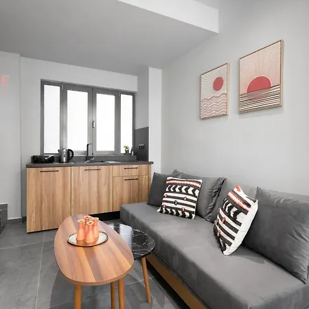 Pantheon, Nilie Hospitality Mgmt Apartment