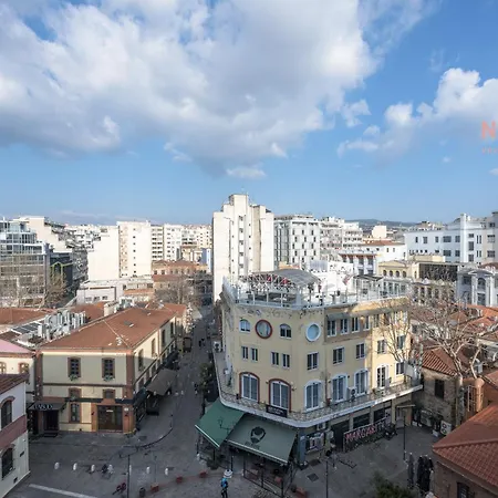 Pantheon, Nilie Hospitality Mgmt דירה