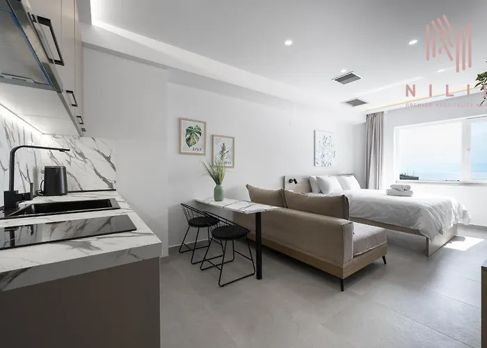 Pantheon, Nilie Hospitality Mgmt * Thessalonique