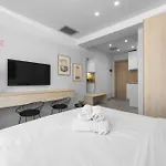 Pantheon, Nilie Hospitality Mgmt アパート