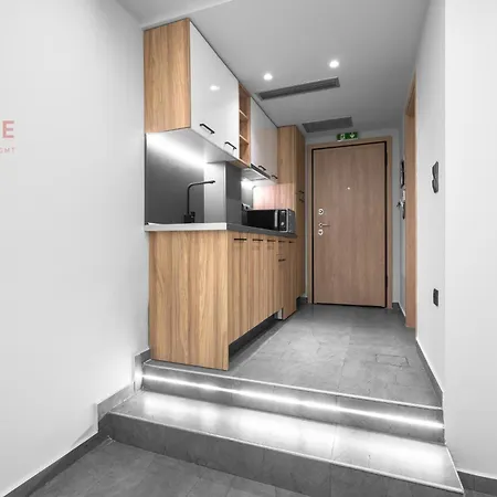 Pantheon, Nilie Hospitality Mgmt Apartmán