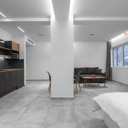 Pantheon, Nilie Hospitality Mgmt アパート *